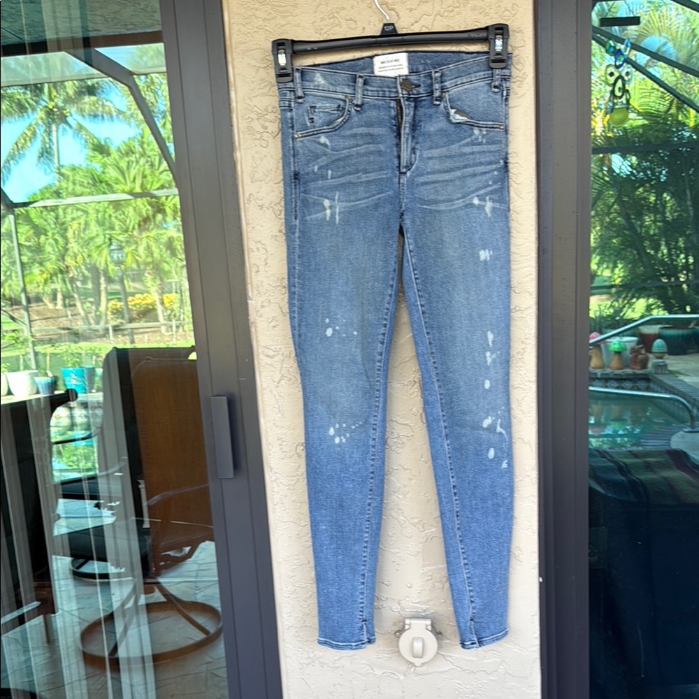 Stylish Blue Skinny Jeans